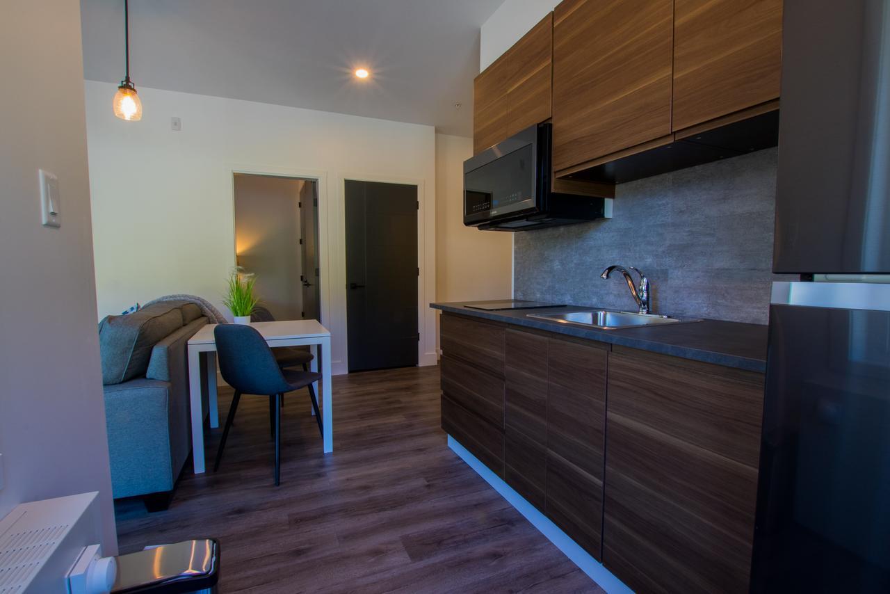 The Burfield Hotel Sun Peaks Ngoại thất bức ảnh